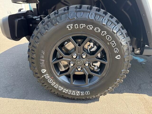 2025 Jeep Gladiator Willys - Photo 21