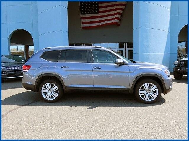 Used 2019 Volkswagen Atlas SE w/Tech with VIN 1V2UR2CA5KC547594 for sale in New Britain, CT