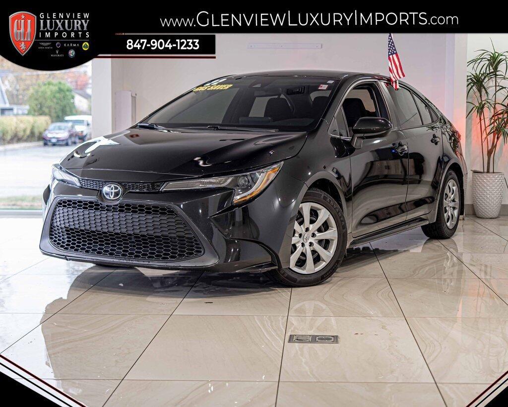 Used 2022 Toyota Corolla LE with VIN 5YFEPMAE1NP272847 for sale in Glenview, IL