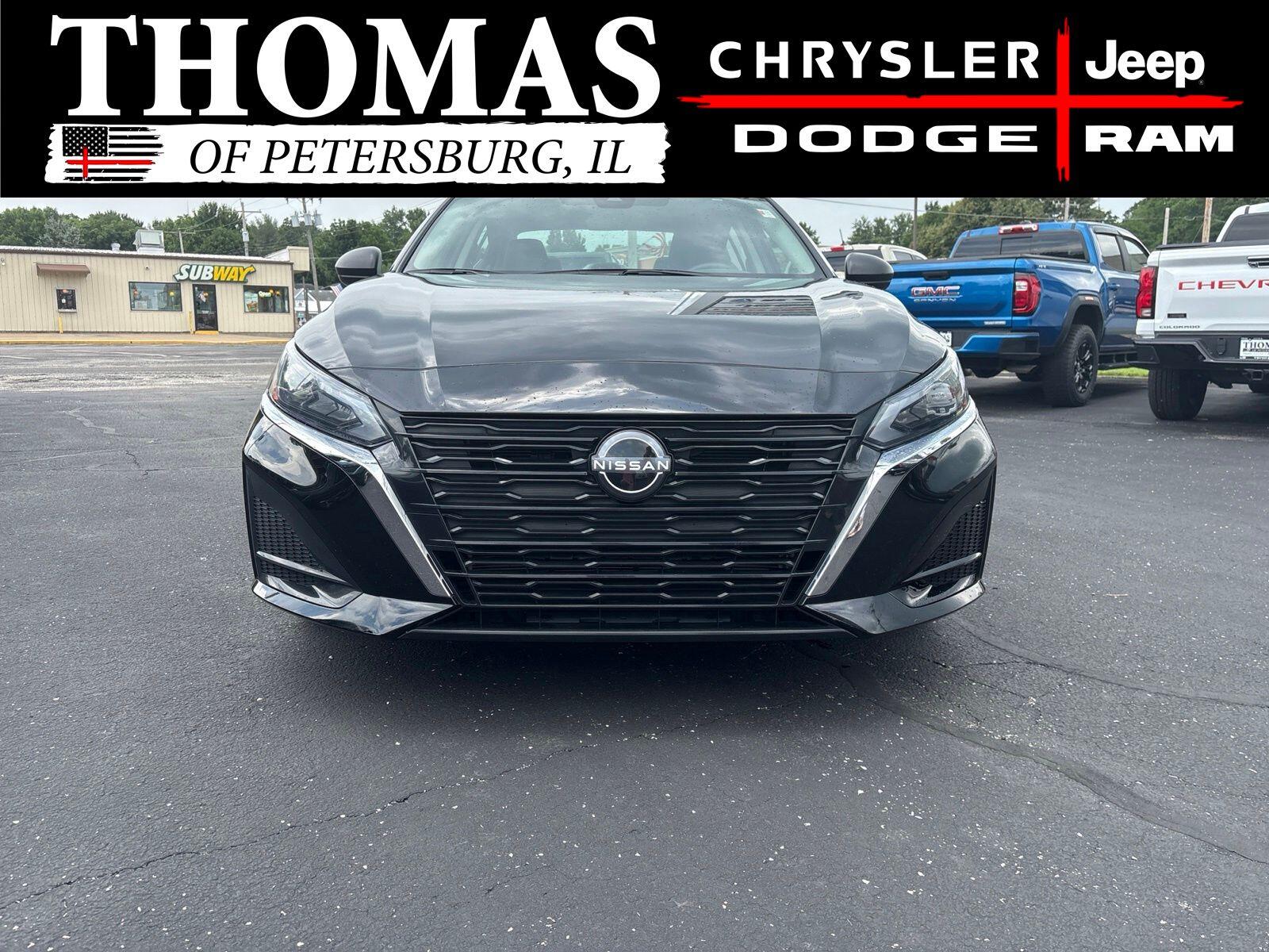 Used 2025 Nissan Altima SV with VIN 1N4BL4DV8SN384344 for sale in Petersburg, IL
