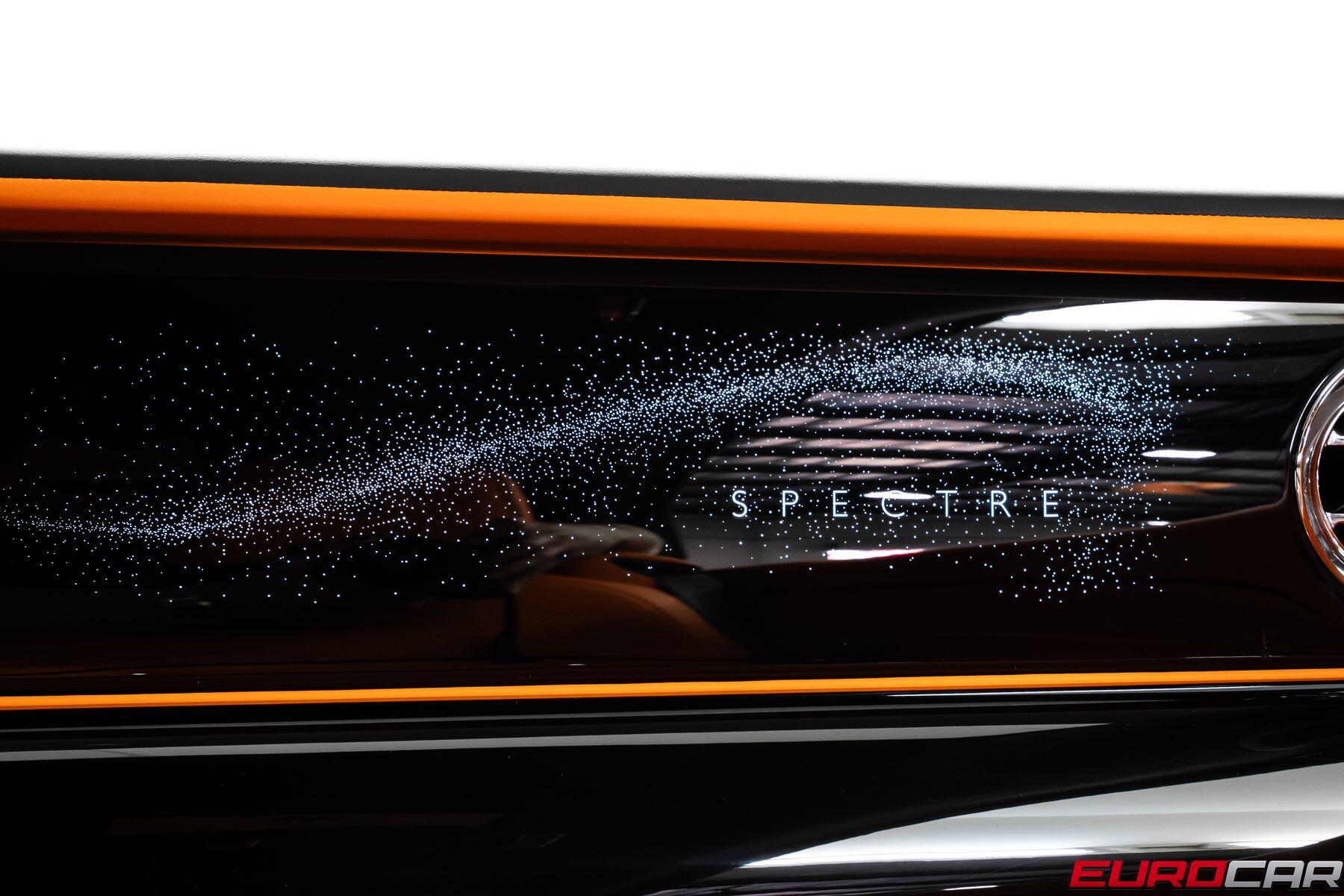 2024 Rolls-Royce Spectre *STARLIGHT DOORS * ILLUMINATED FASCIA*Image 32