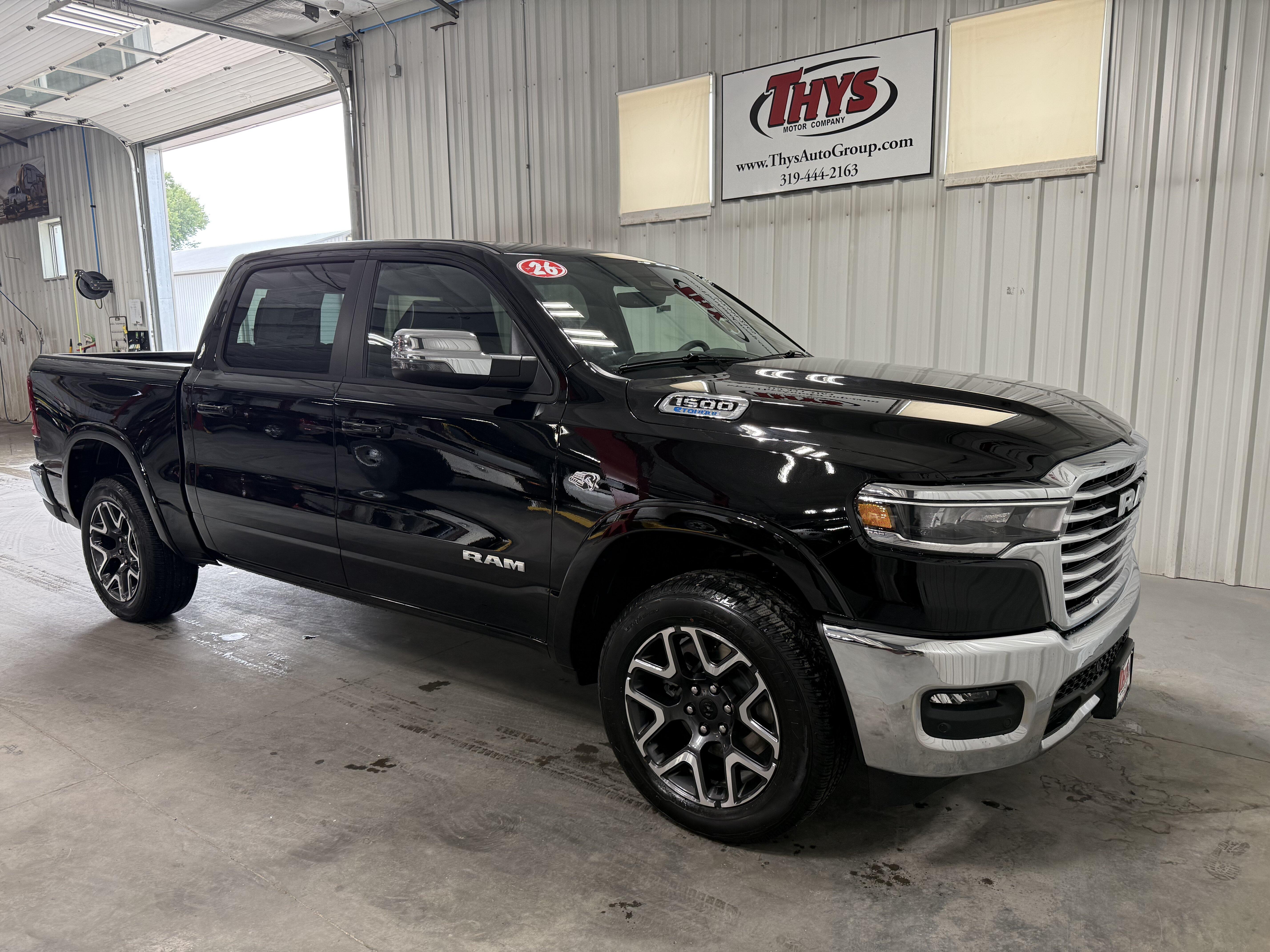 2026 RAM 1500 1500 Laramie Crew Cab 4x4 5'7' Box