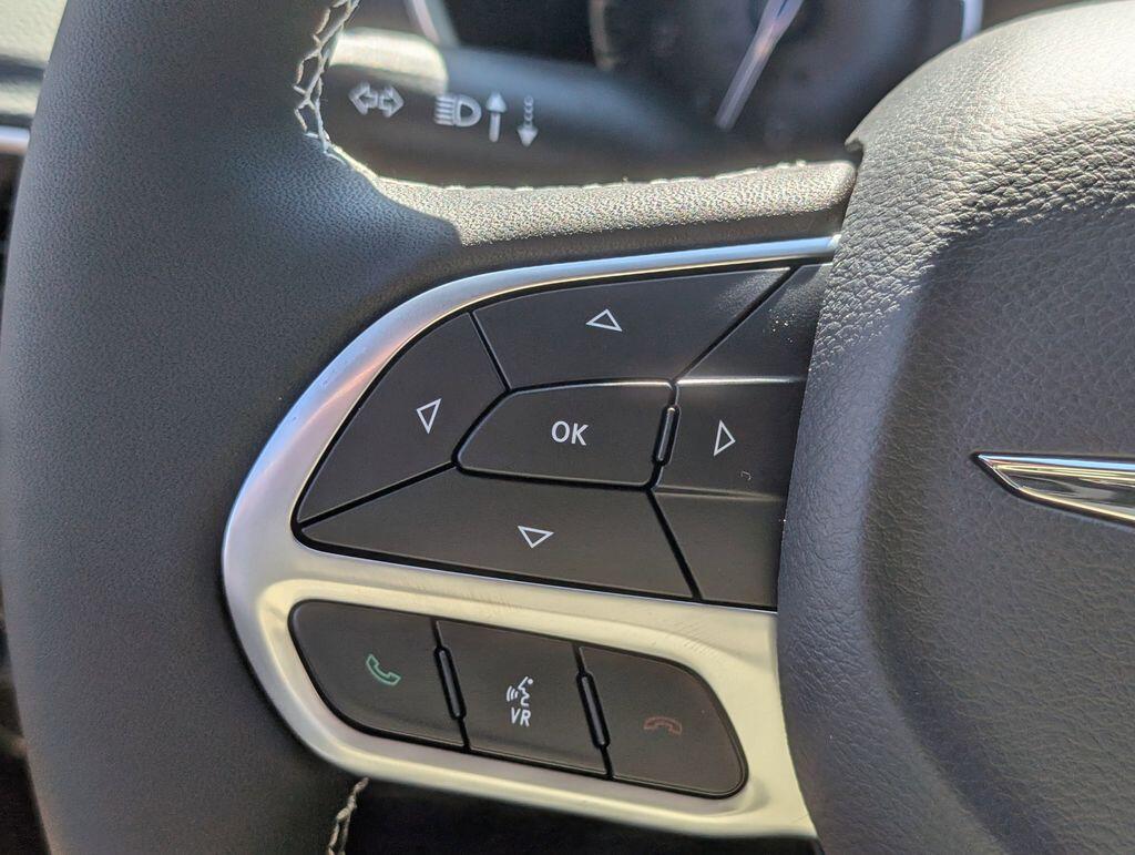 2026 Chrysler Voyager LX - Photo 16