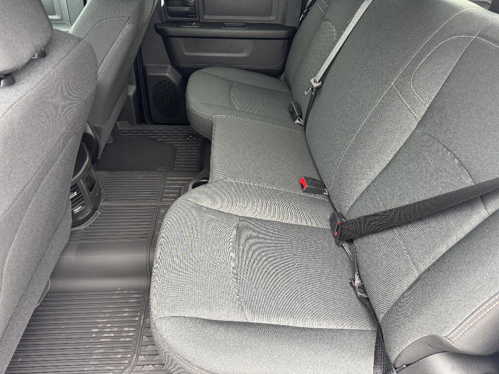 2026 RAM 3500 Tradesman - Photo 12