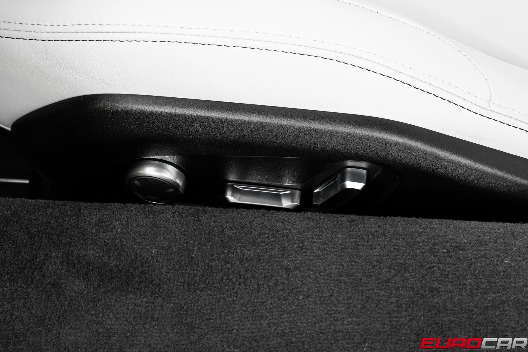 2025 Lotus Emira *6-SPEED MANUAL * NEW CAR*Image 45