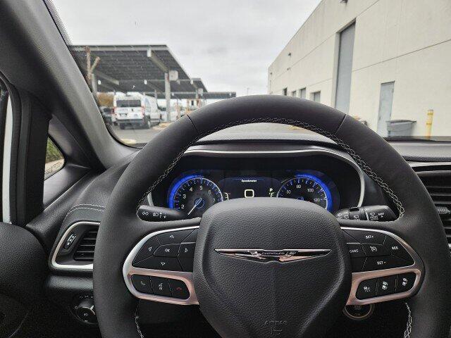 2026 Chrysler Pacifica Select - Photo 16