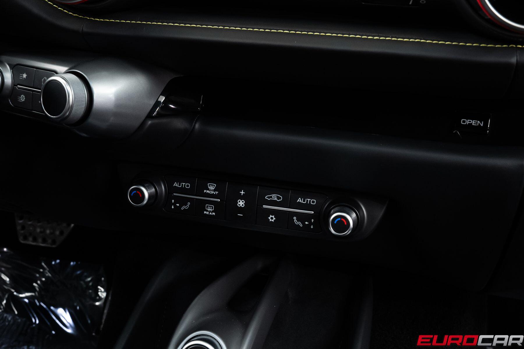 2020 Ferrari 812 Superfast *CARBON STEERING WHEEL * FRONT PPF*Image 32