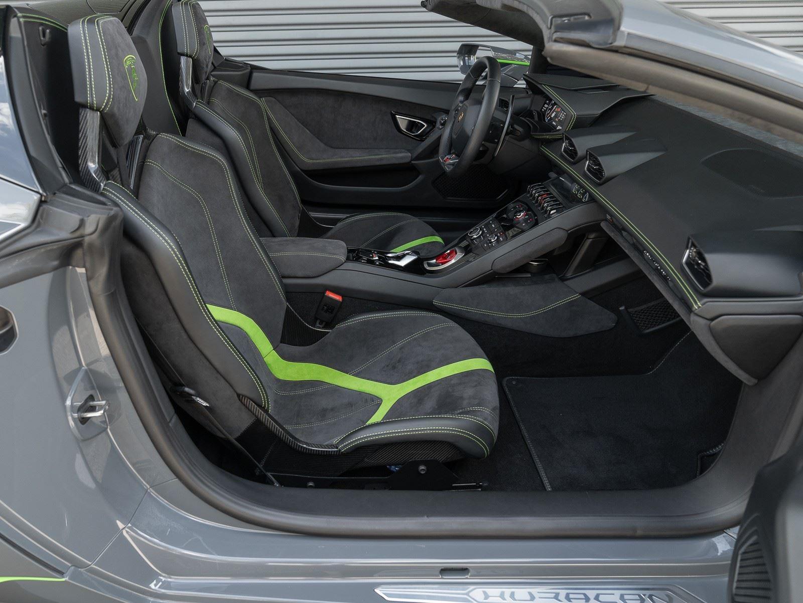 Used 2016 Lamborghini Huracan LP 610-4 Spyder