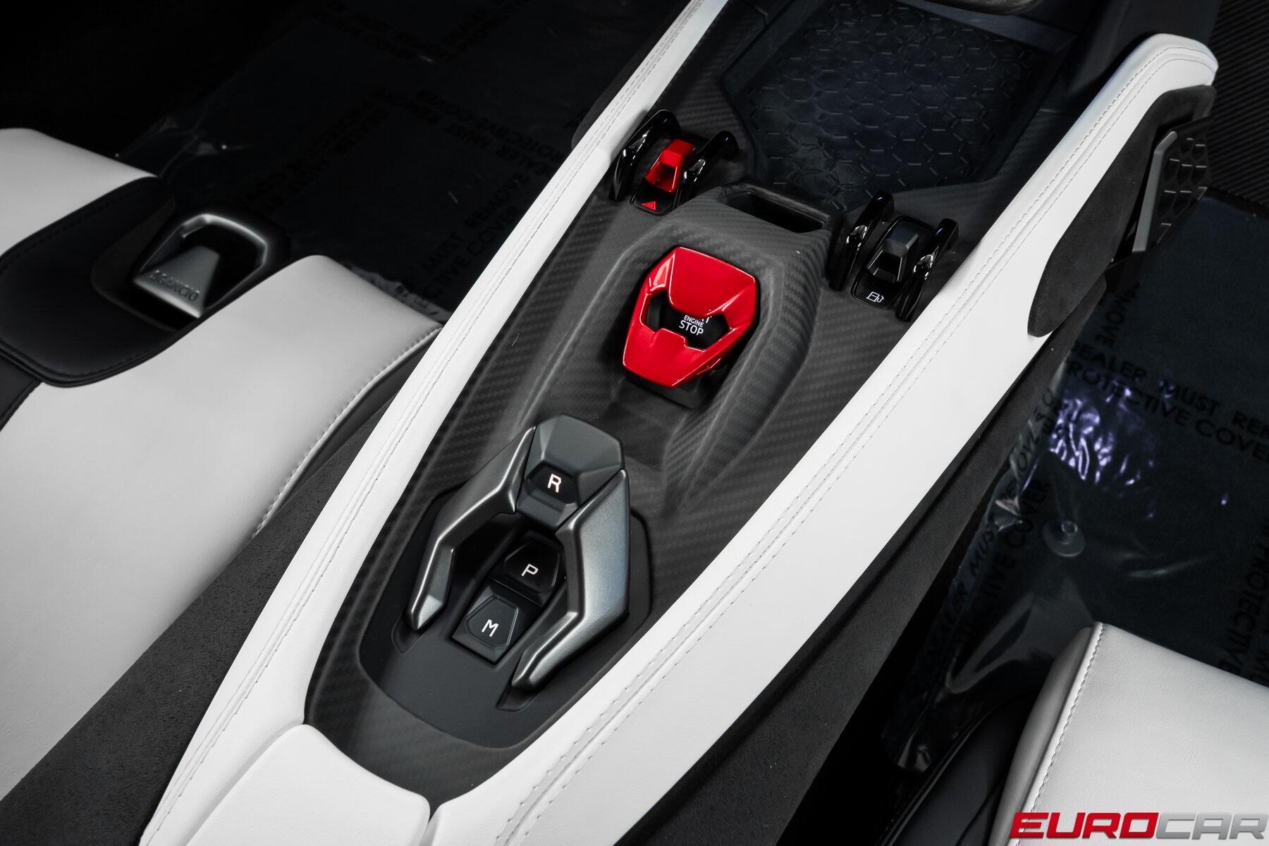 Used 2025 Lamborghini Revuelto *HIGH GLOSS STYLE PACKAGE * PASSENGER DISPLAY*Image 36