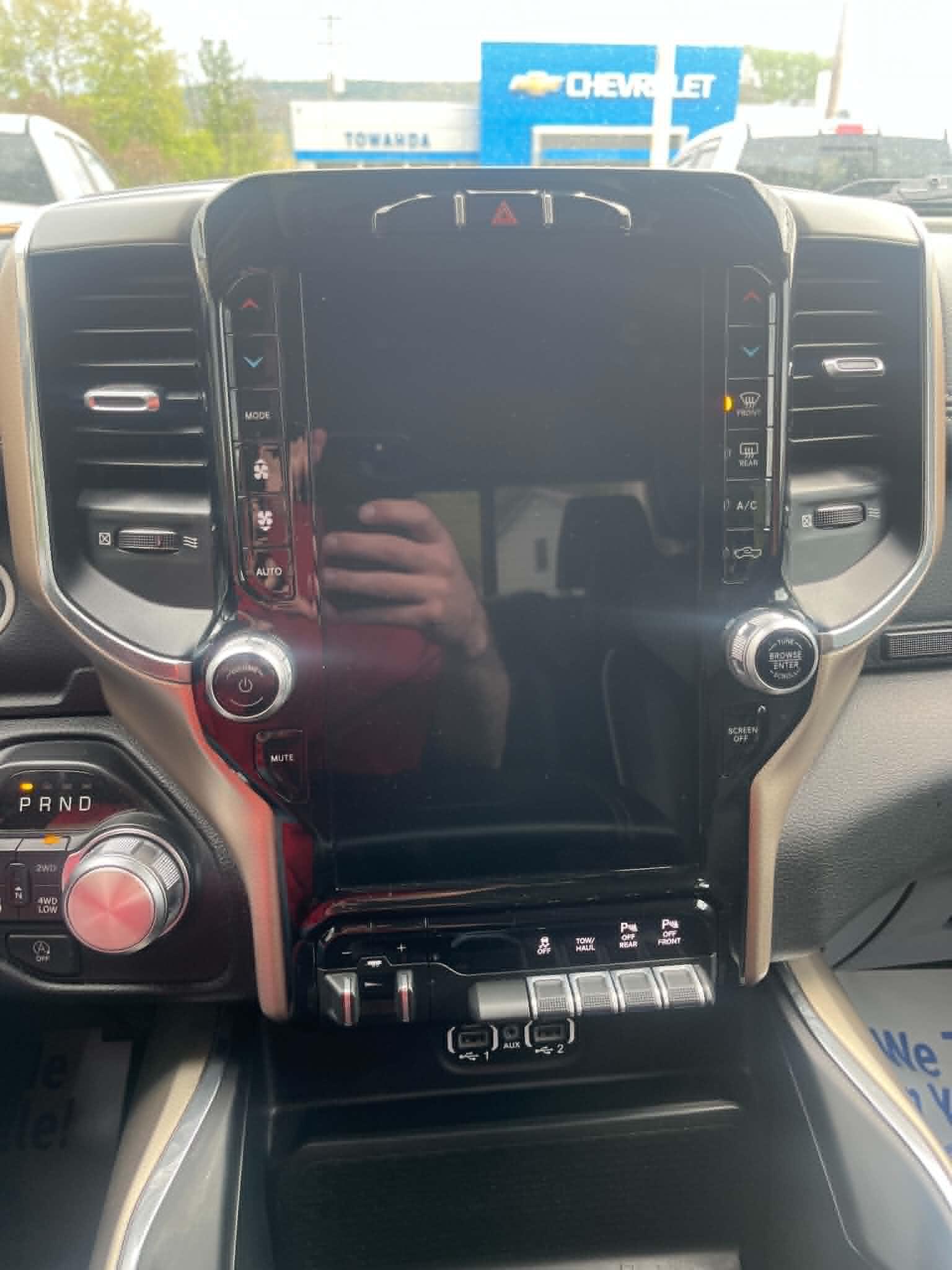 2022 RAM Ram 1500 Pickup Laramie - Photo 9