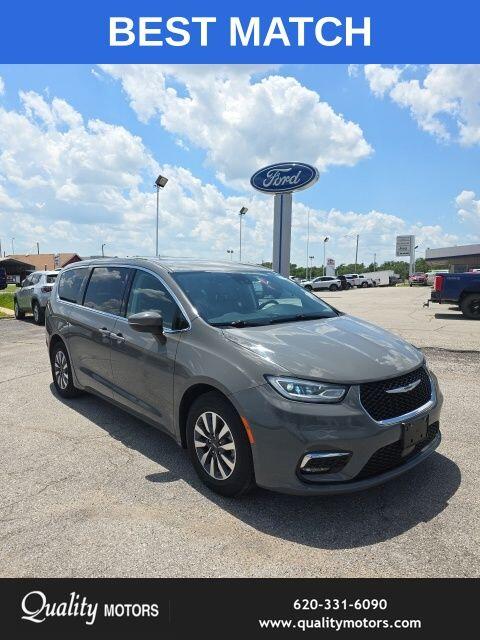 2023 Chrysler Pacifica Hybrid Touring L