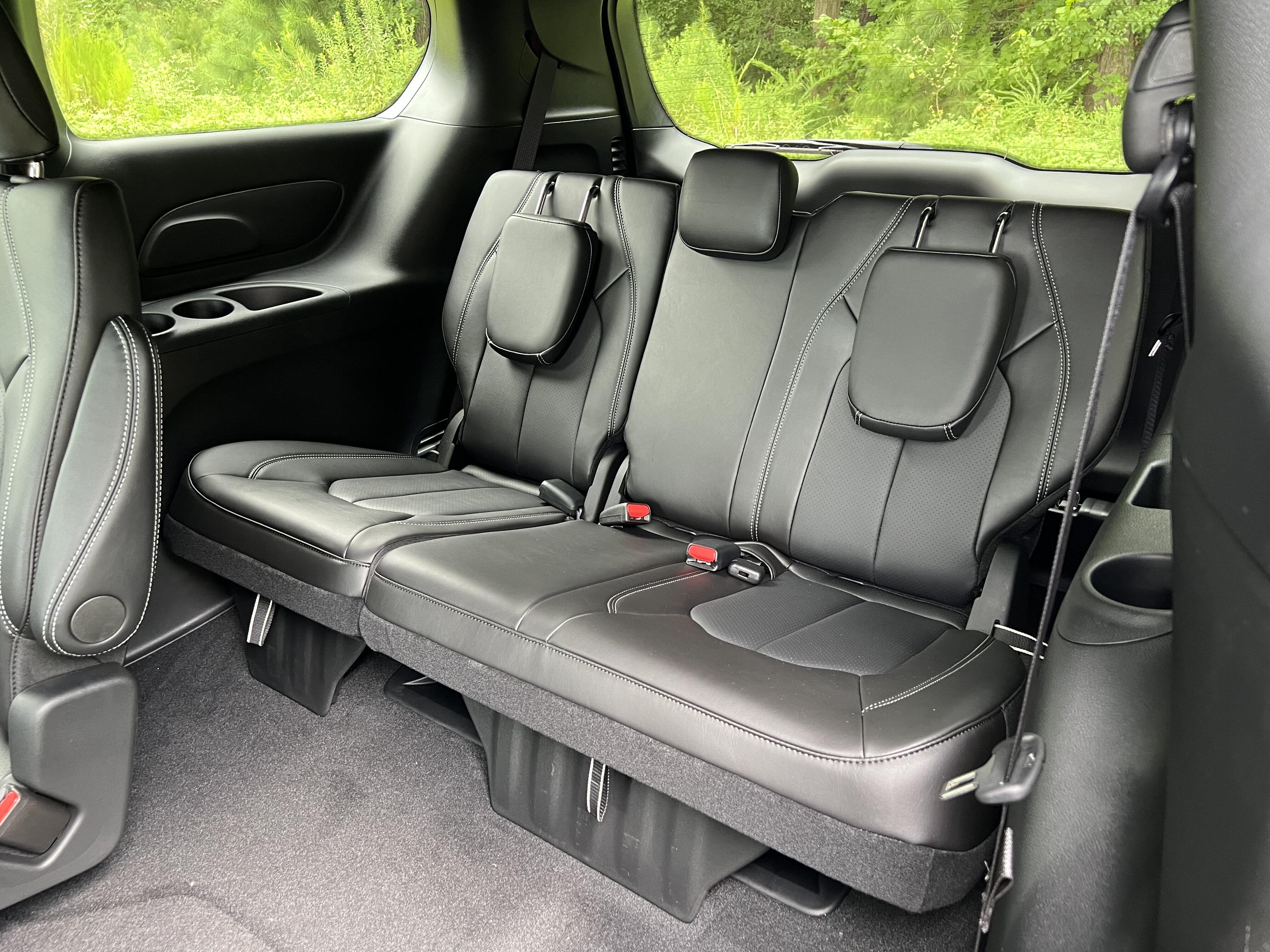 2026 Chrysler Pacifica Select - Photo 20