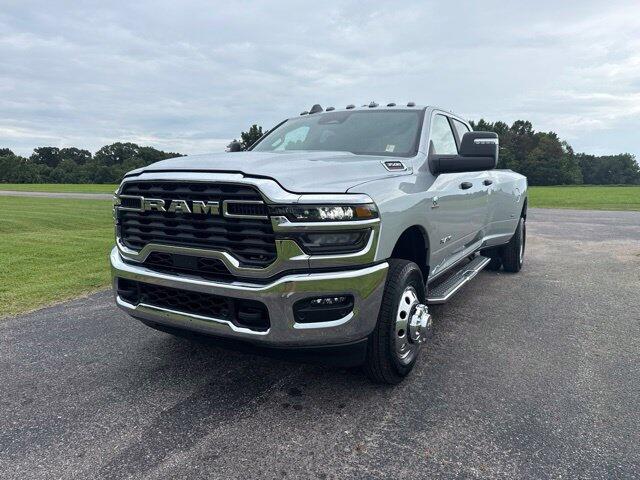 2026 RAM 3500 3500 Big Horn Crew Cab 4x4 8' Box