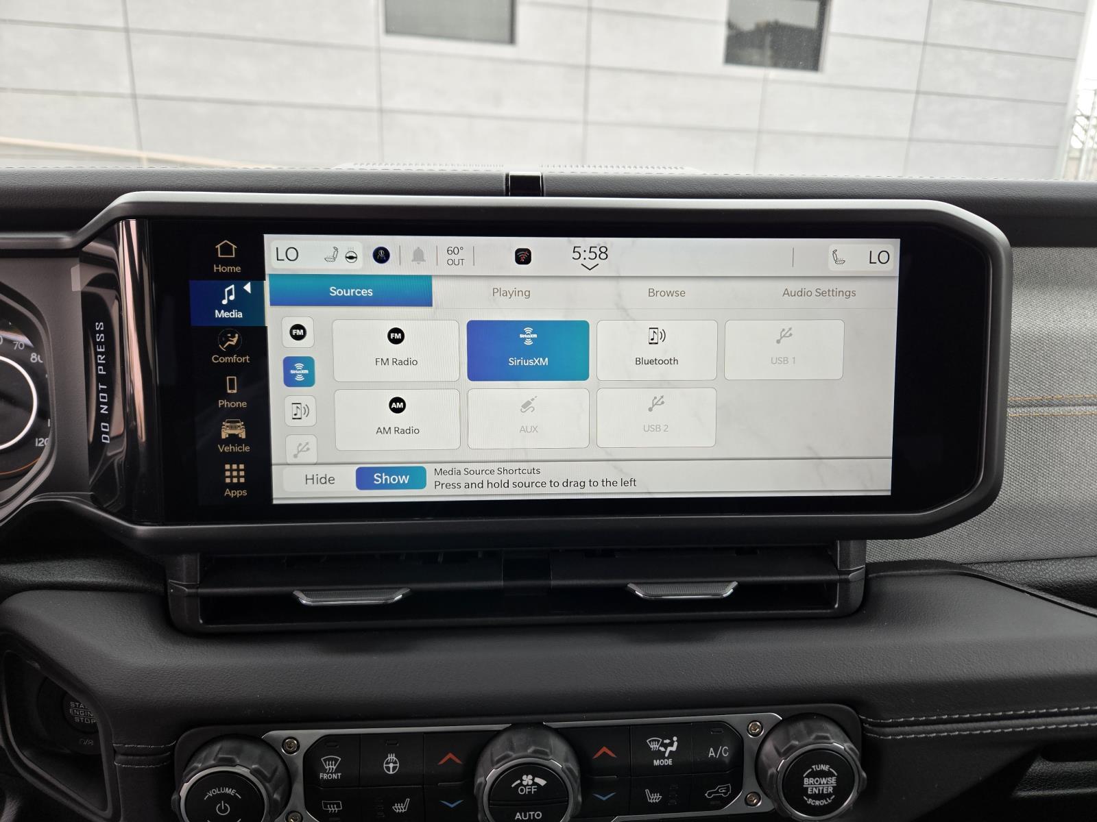 2025 Jeep Wrangler 4-Door Sahara - Photo 8