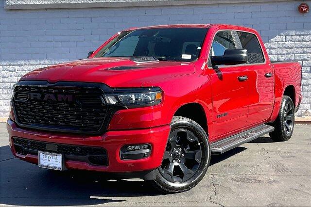 2027 RAM 1500 1500 Express Crew Cab 4x4 5'7' Box