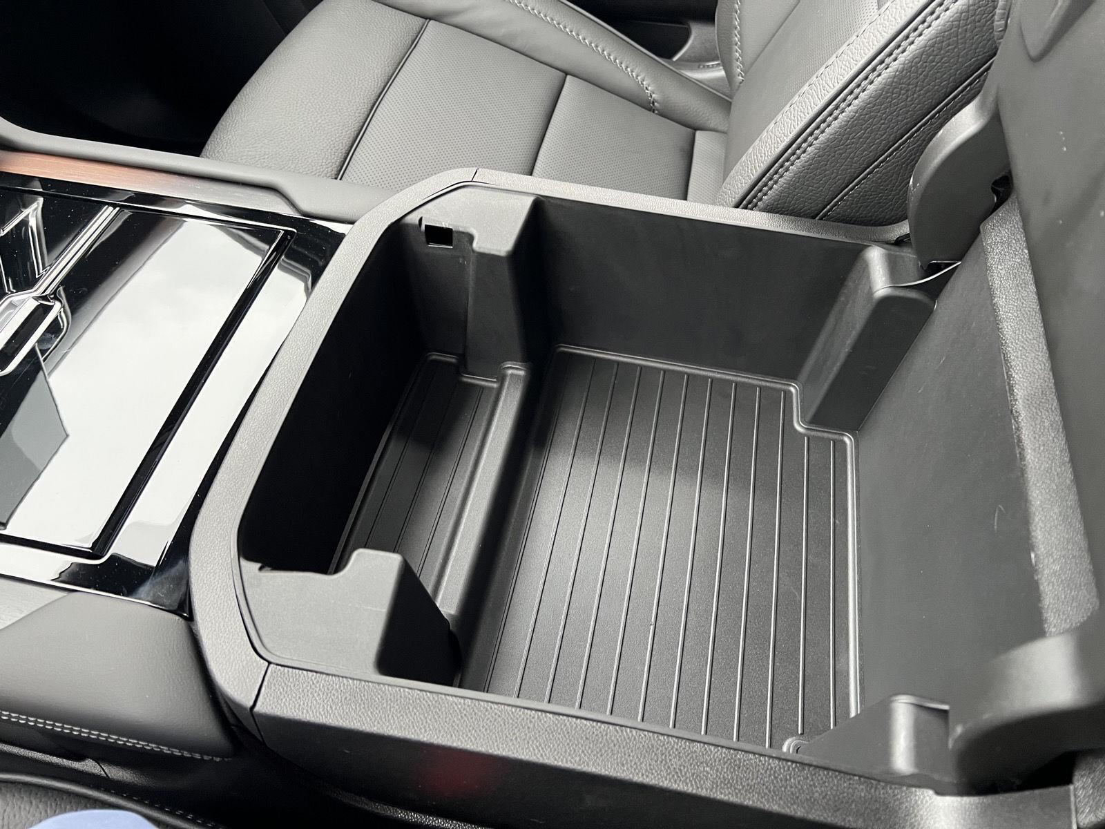 2026 GMC Yukon Denali - Photo 40