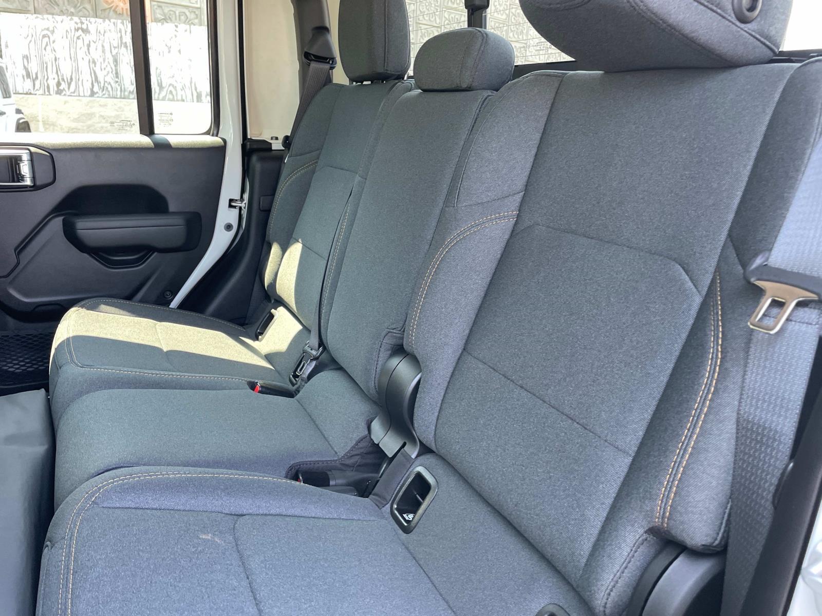 2025 Jeep Gladiator Sport S - Photo 20