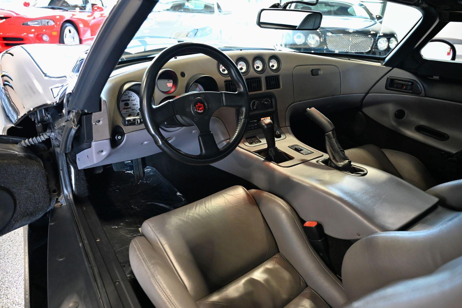 1994 Dodge Viper - Photo 33