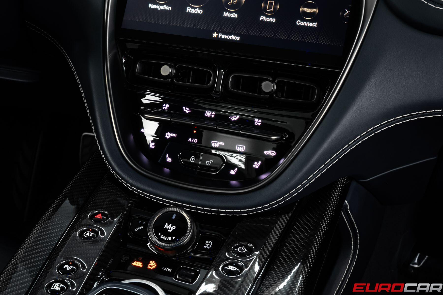 2023 Aston Martin DBX 707 *HUGE CARBON OPTIONS * TRI-COLOR INTERIOR*Image 36