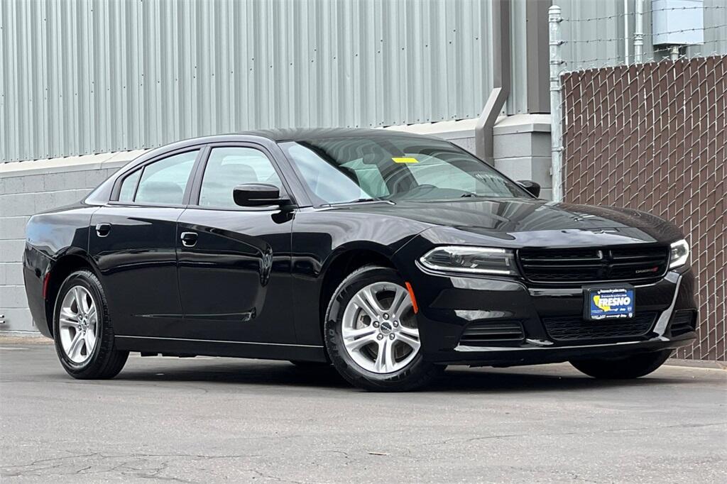 Used 2022 Dodge Charger SXT with VIN 2C3CDXBG7NH152823 for sale in Fresno, CA