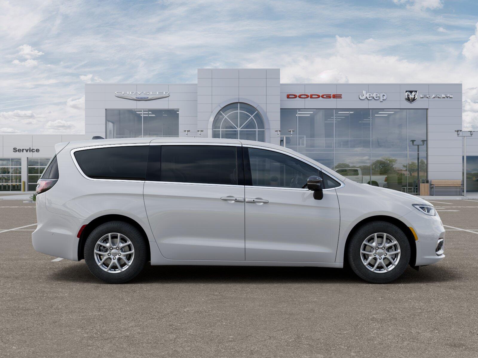 2025 Chrysler Pacifica Select - Photo 33