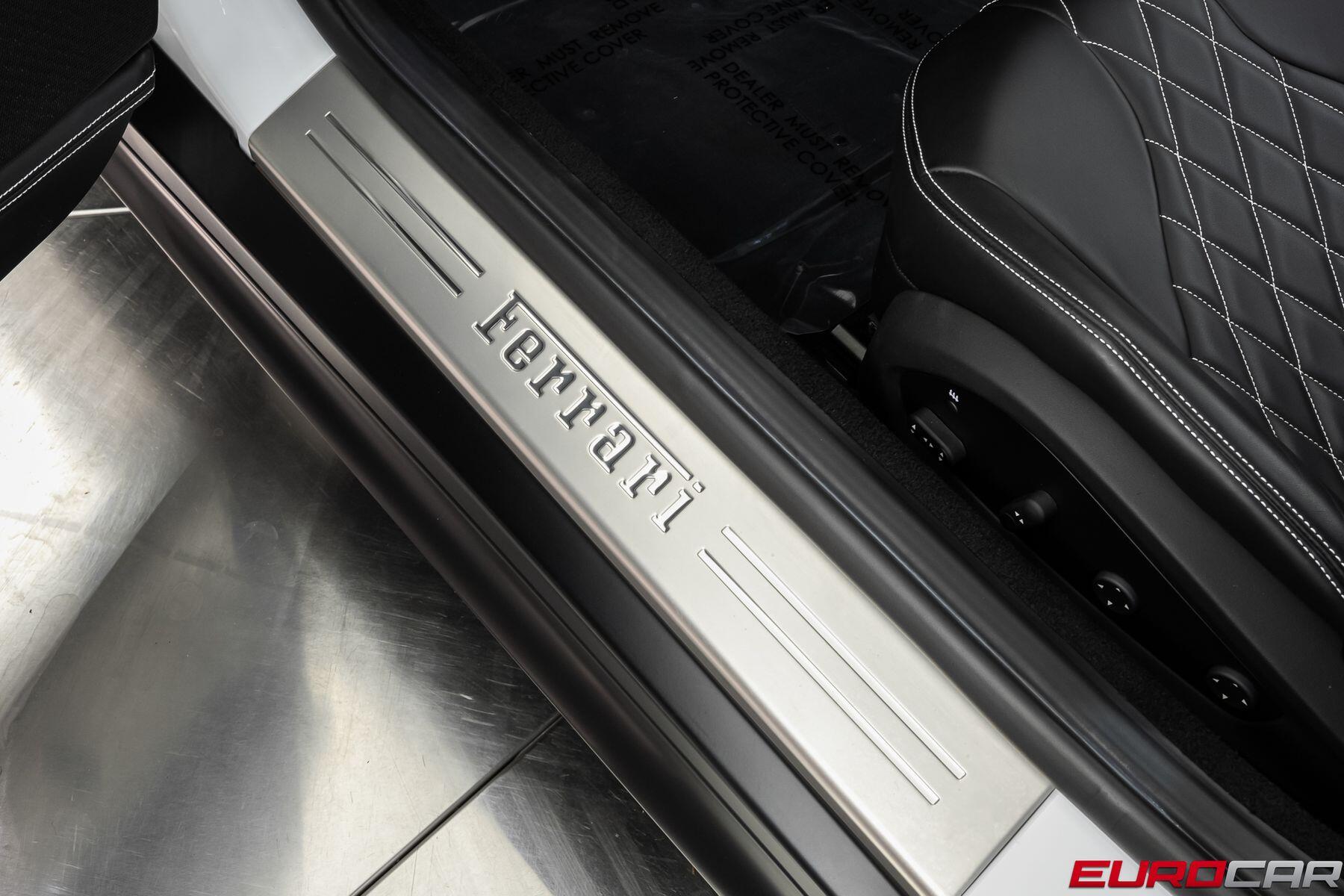 2022 Ferrari 812 GTS *CARBON STEERING WHEEL * FRONT LIFT*Image 48