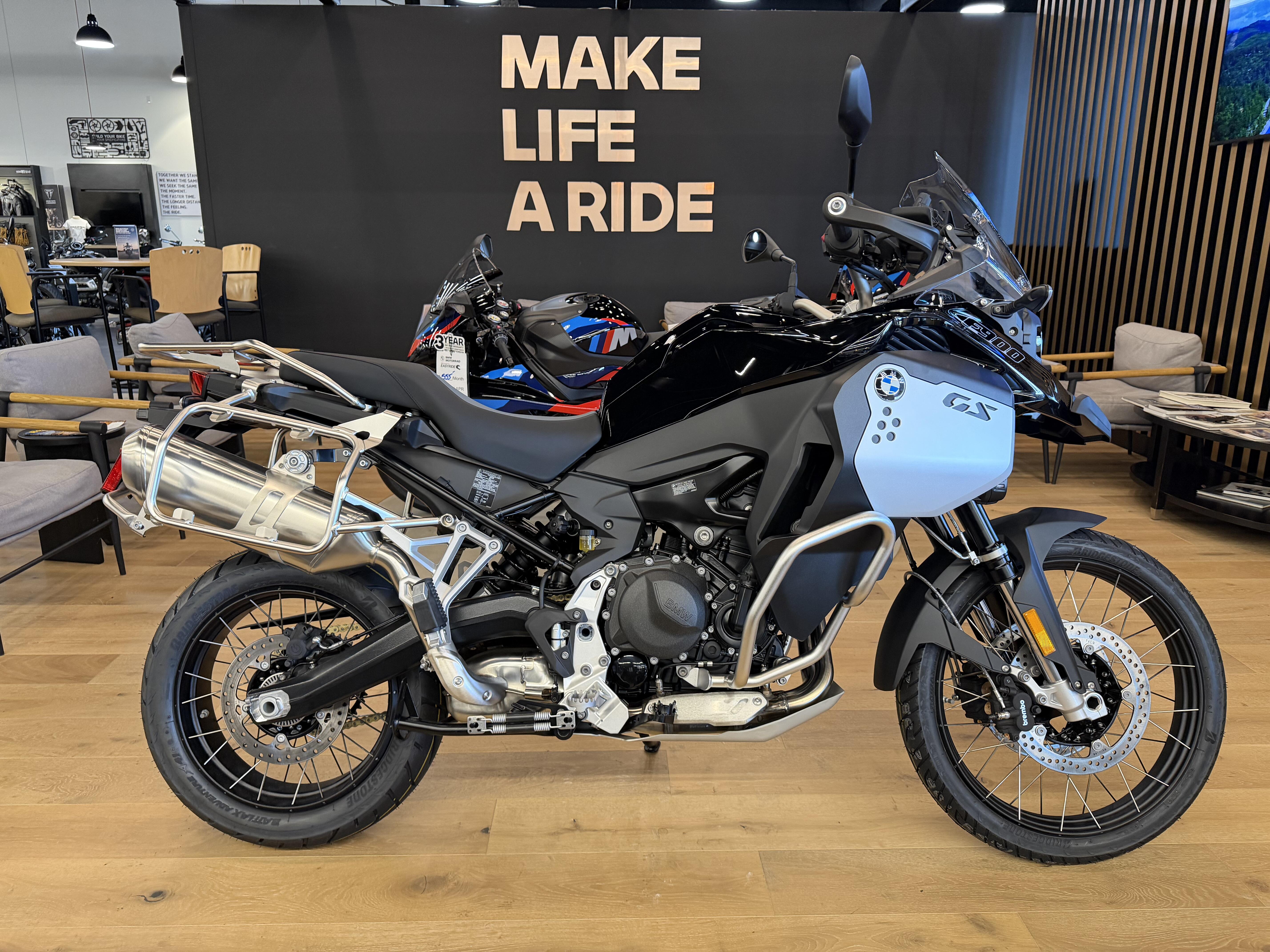2026 BMW F 900 GS Adventure
