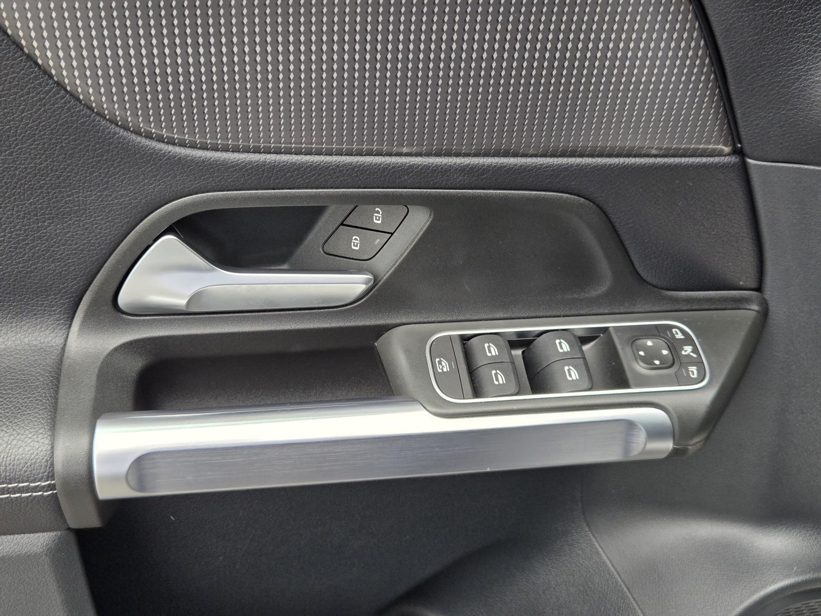 2022 Mercedes-Benz GLB Base - Photo 21