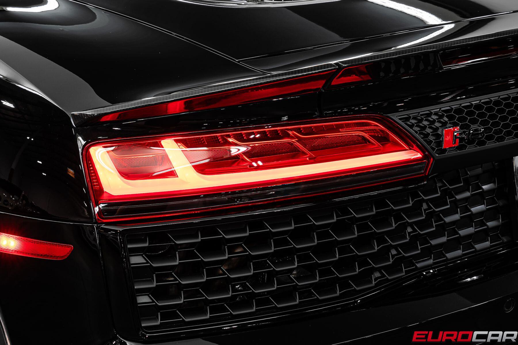 2023 Audi R8 Spyder V10 Performance quattro *HUGE CARBON OPTIONS*Image 30