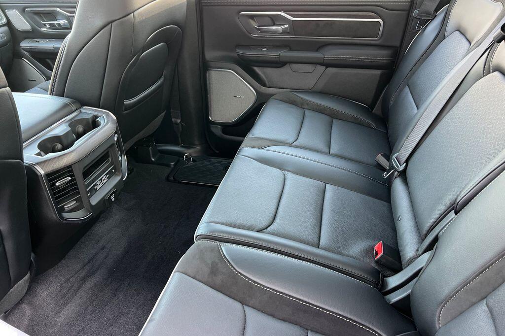 2026 RAM 1500 Laramie - Photo 12