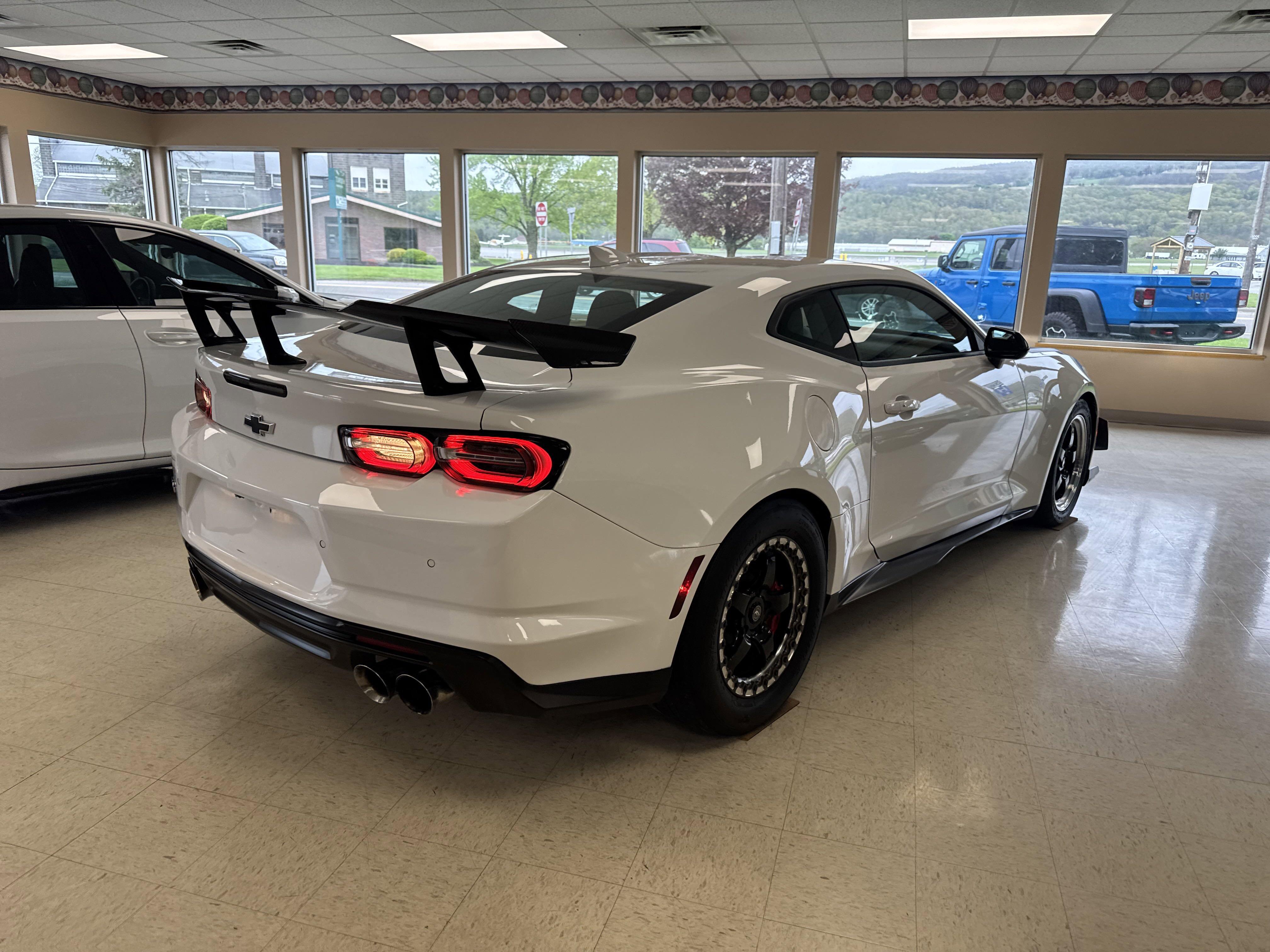 2019 Chevrolet Camaro ZL1 - Photo 6
