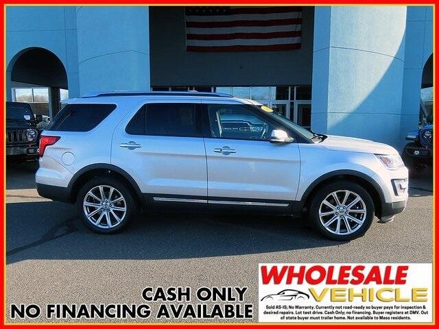2017 Ford Explorer Limited's photo