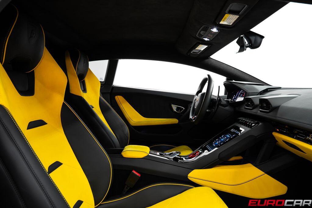 2022 Lamborghini Huracan EVO Image 35