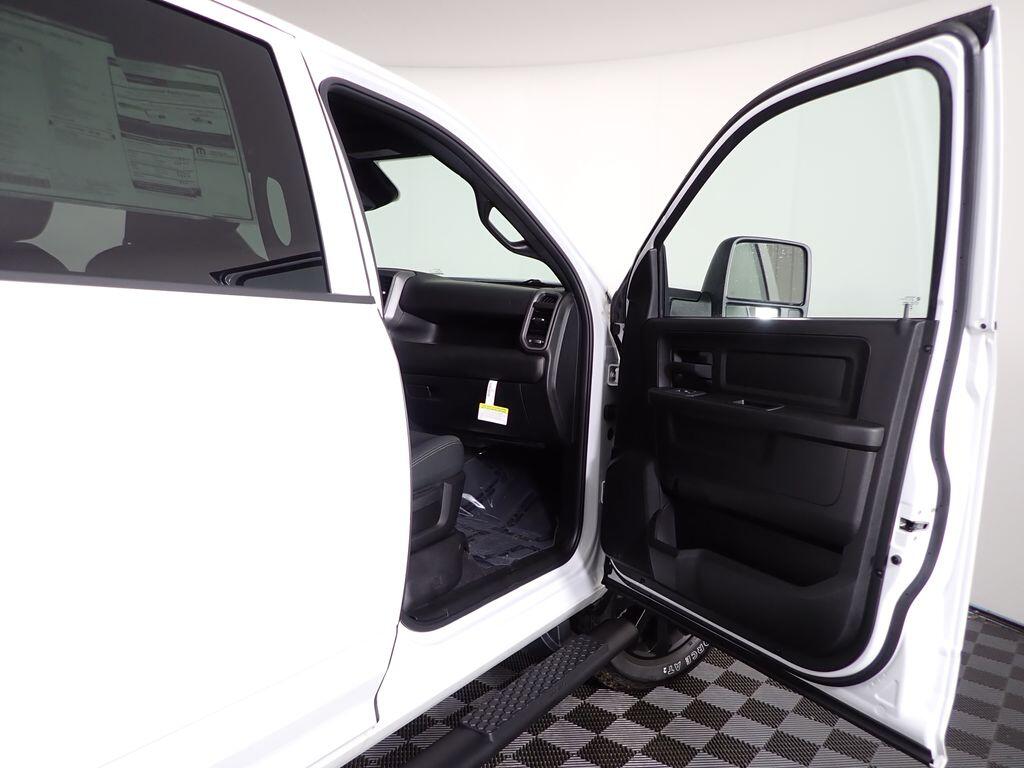 2026 RAM 2500 Tradesman/Black Express - Photo 36