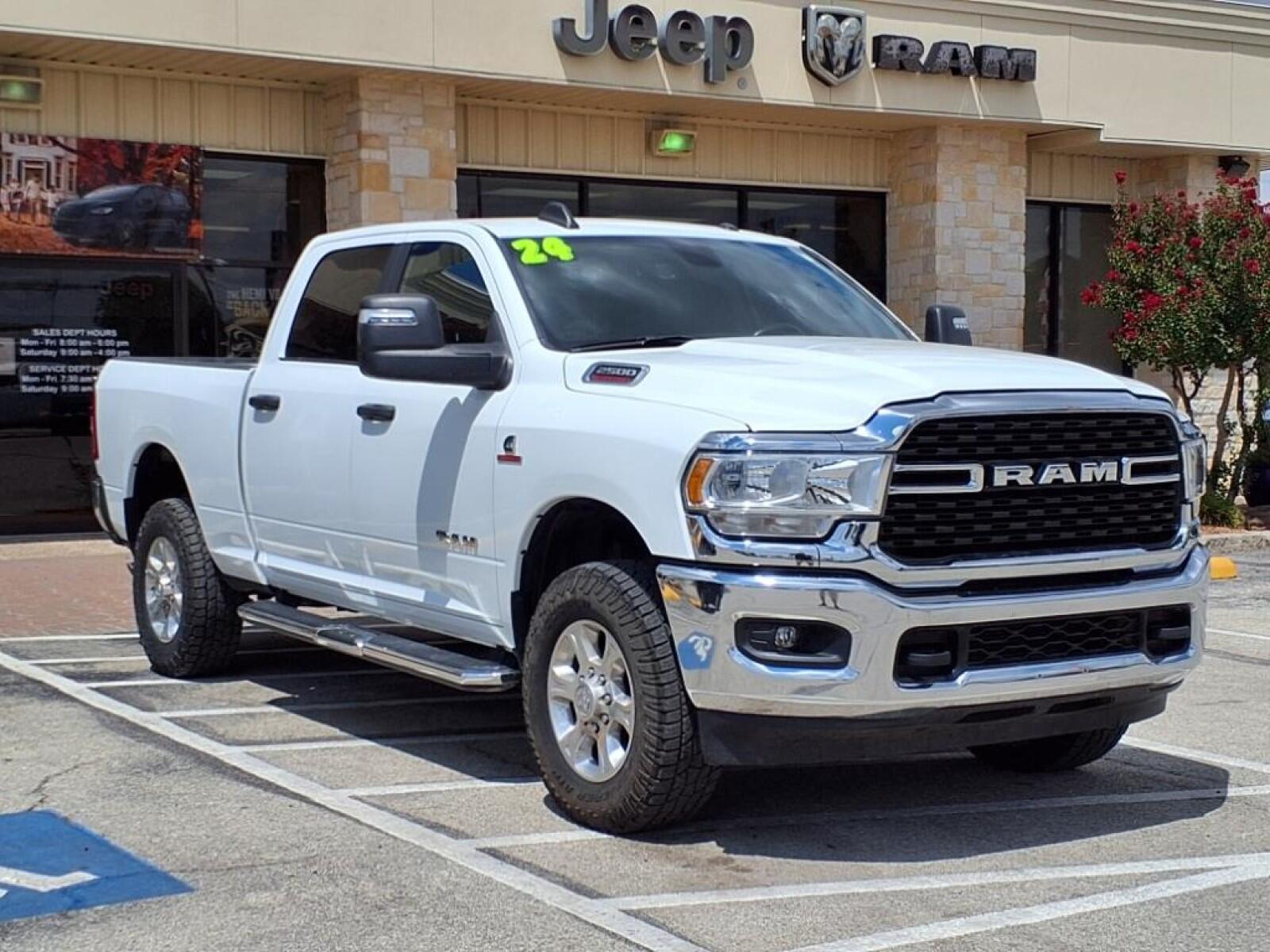 2024 RAM Ram 2500 Pickup Big Horn's photo