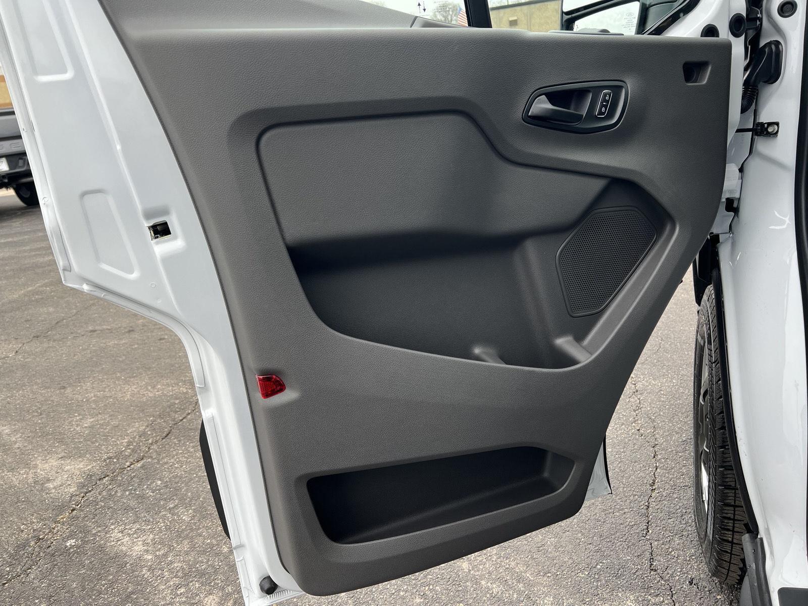 2026 Ford Transit Van Base - Photo 12