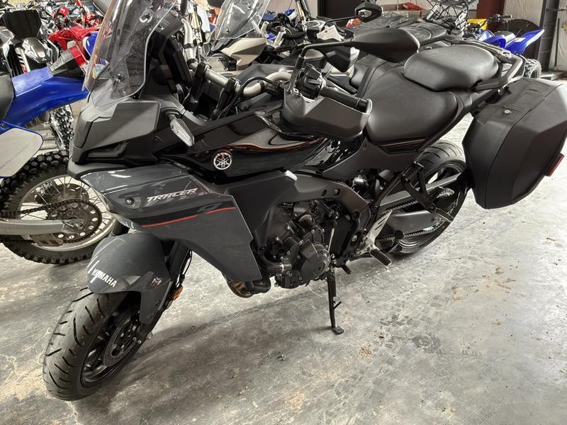 2025 Yamaha TRACER 9
