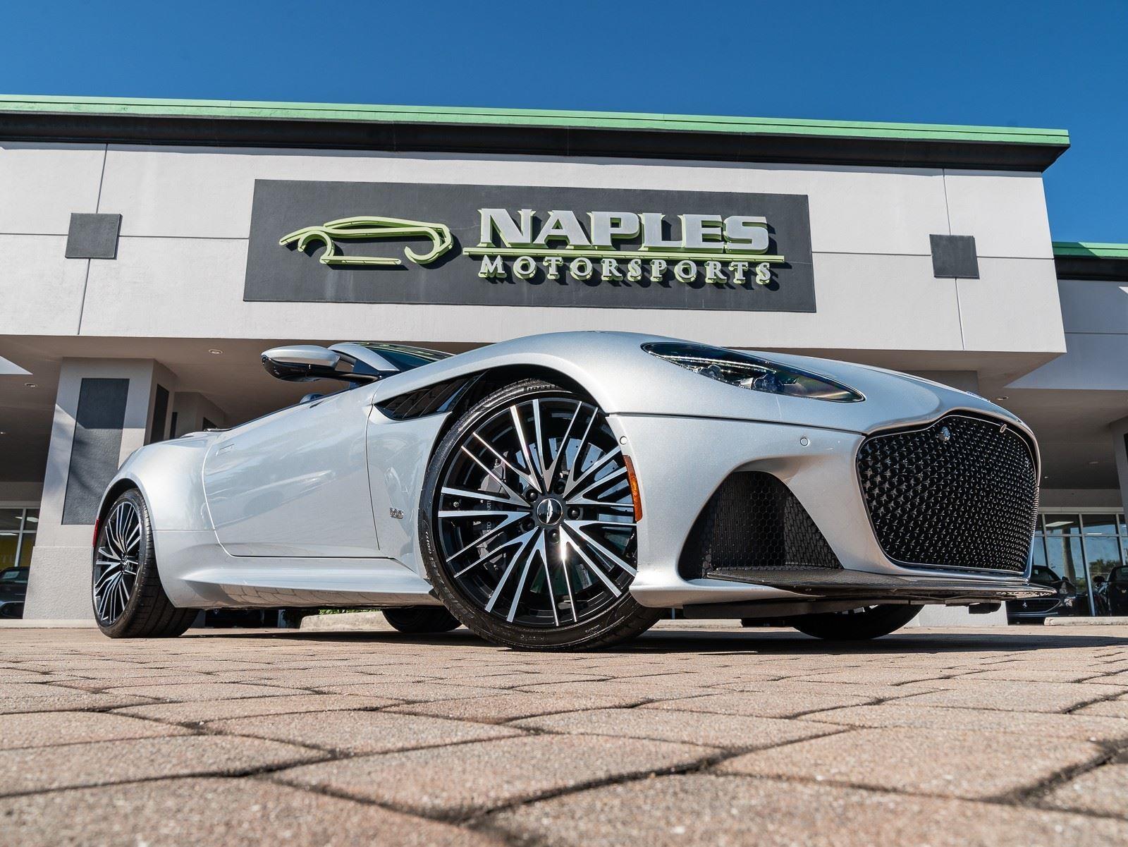 2020 Aston Martin DBS Superleggera Base - Photo 12
