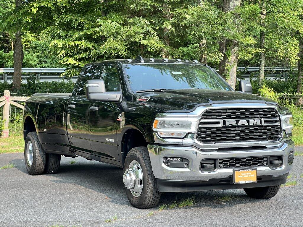 2024 RAM 3500 Pickup Big Horn