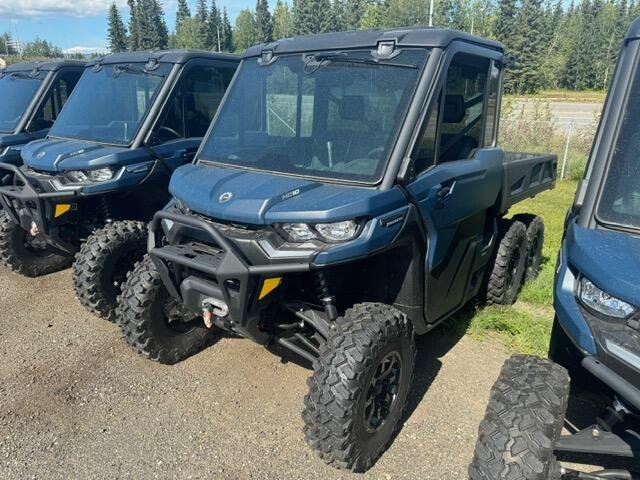 2026 Can-Am DEF 6X6 LMT CAB HD10