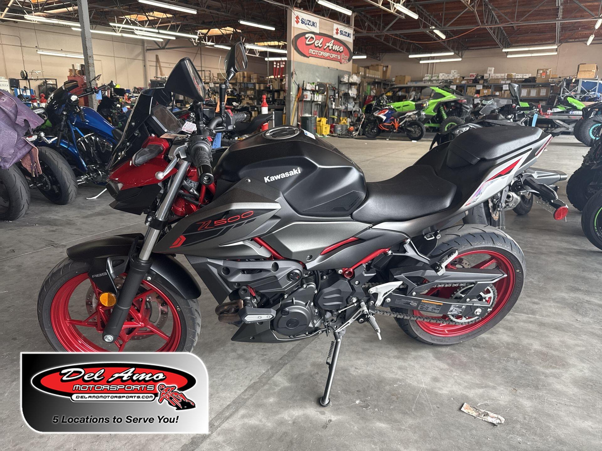 2025 Kawasaki Z500 SE ABS