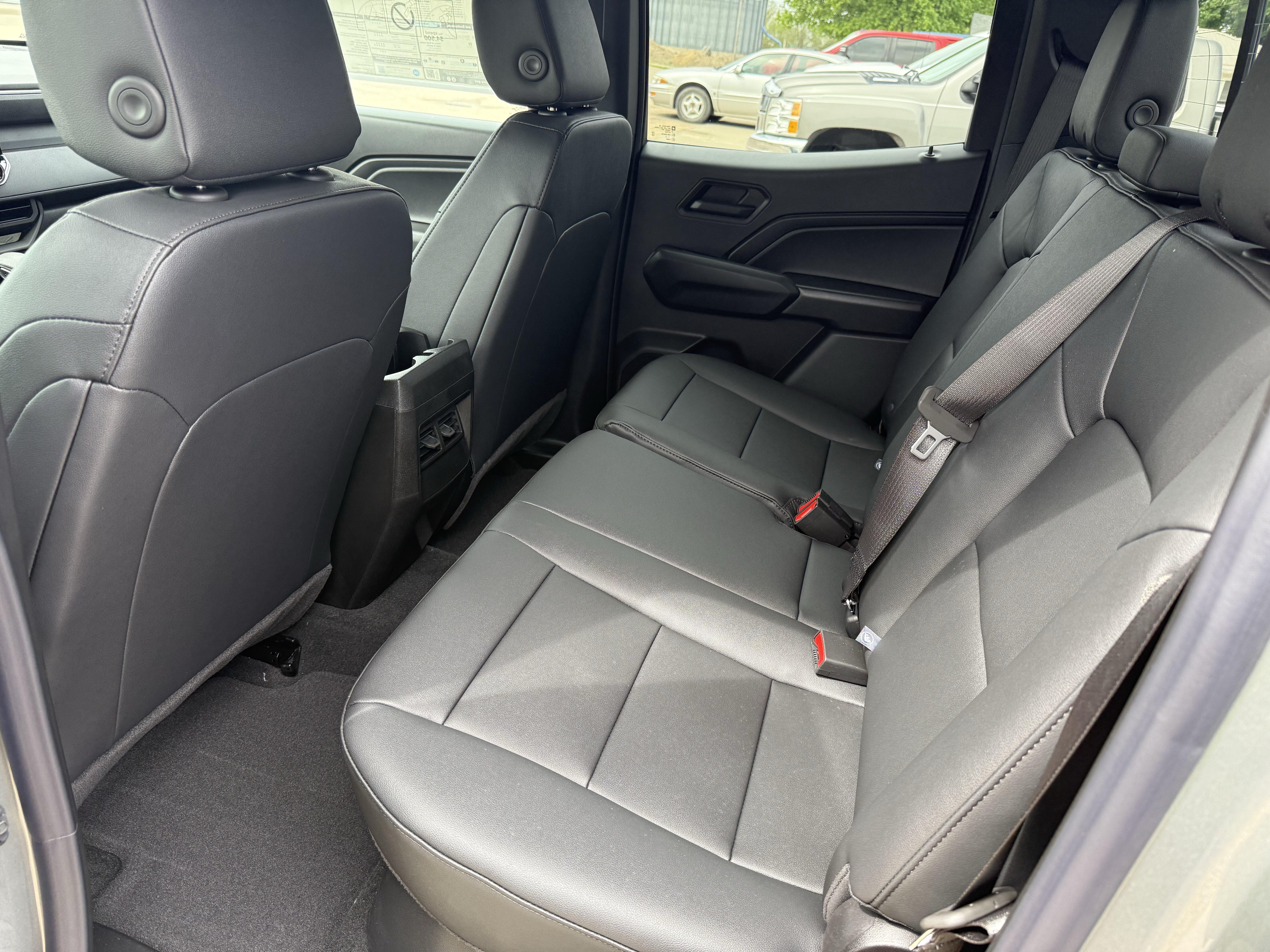 2026 Chevrolet Colorado Trail Boss - Photo 27