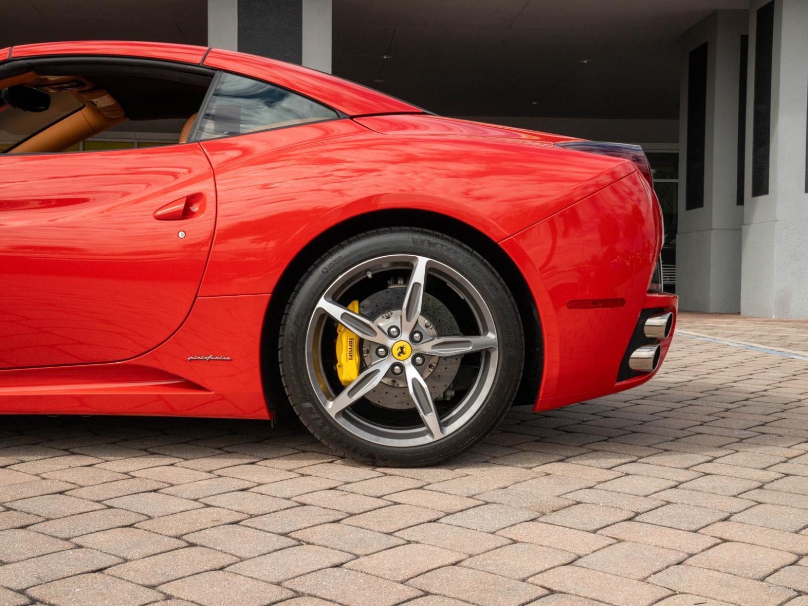 Used 2014 Ferrari California 2dr Conv