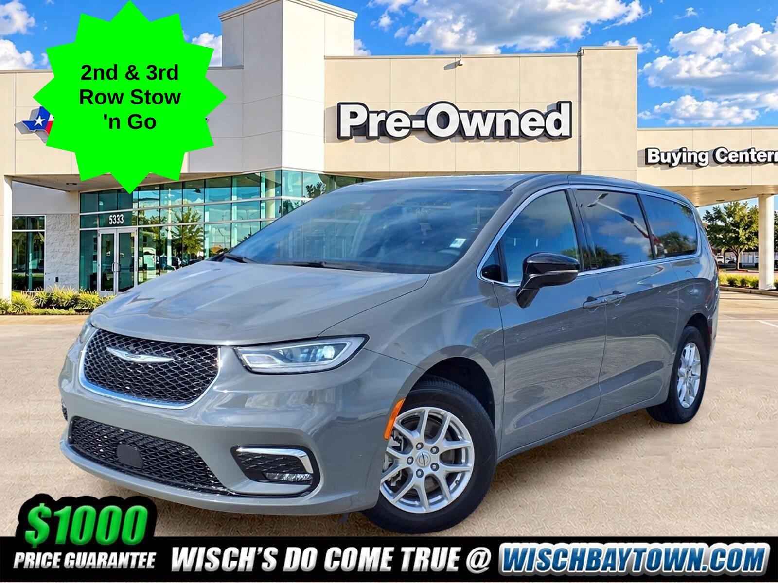 2025 Chrysler Pacifica Select