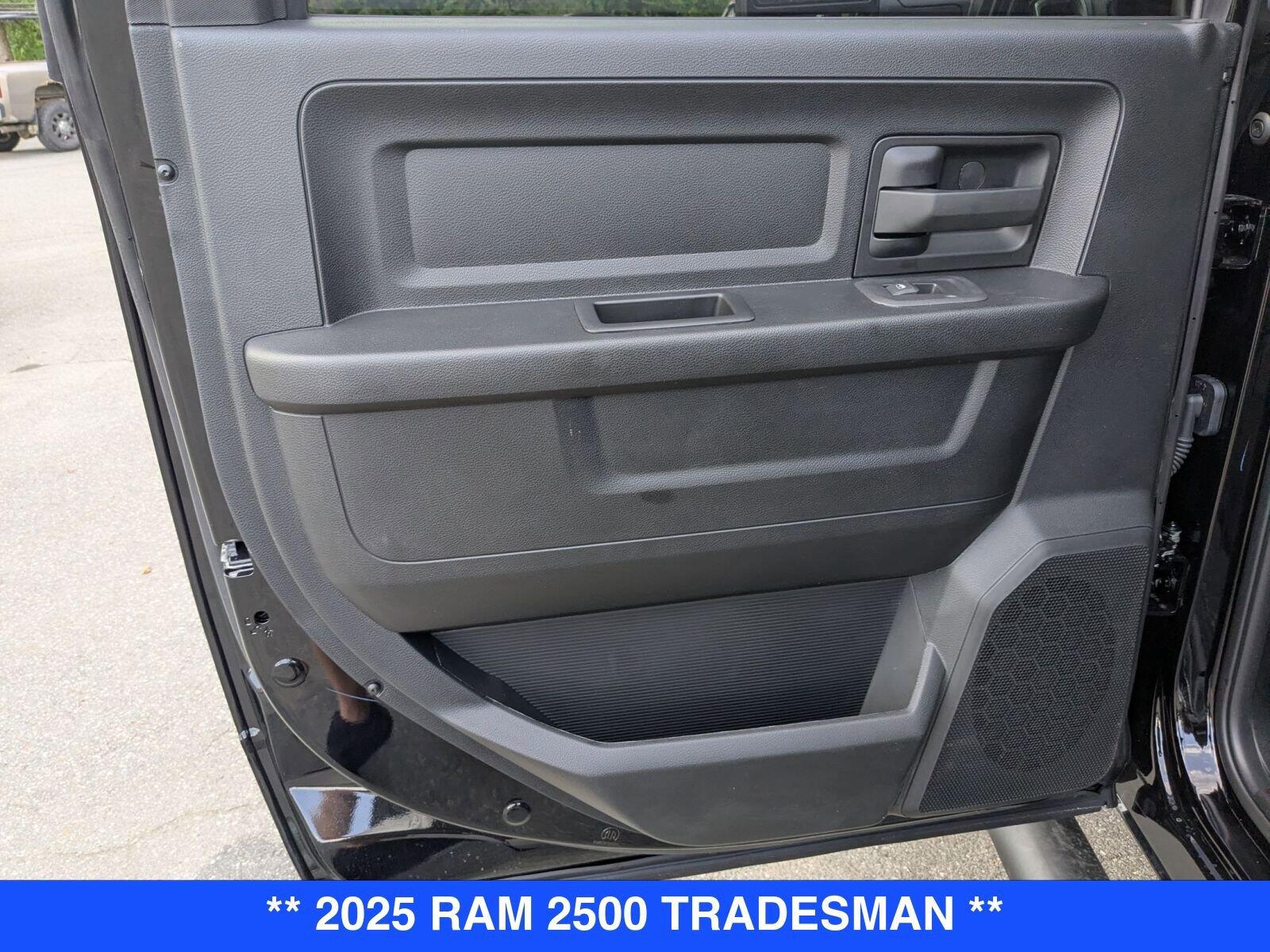 2025 RAM 2500 Tradesman - Photo 23