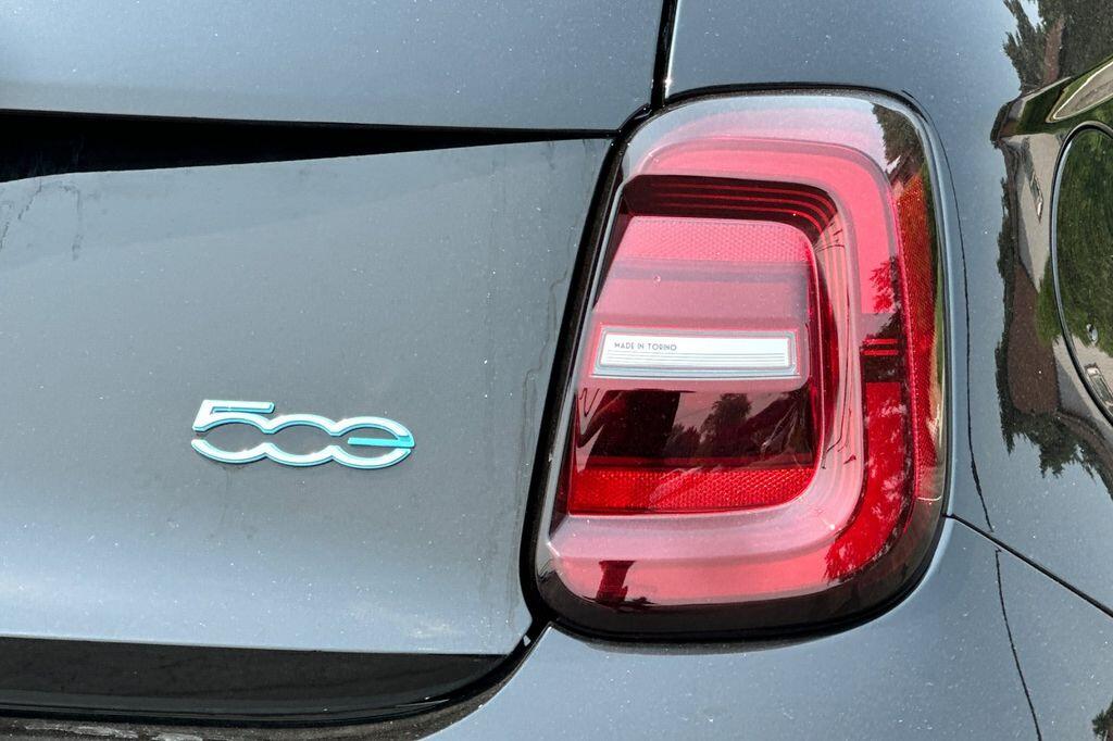 2026 FIAT 500e Base - Photo 27