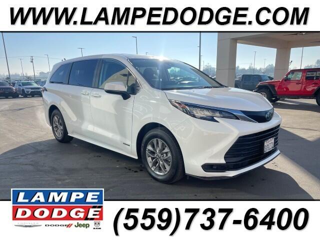 Used 2021 Toyota Sienna LE with VIN 5TDKRKEC8MS056137 for sale in Visalia, CA