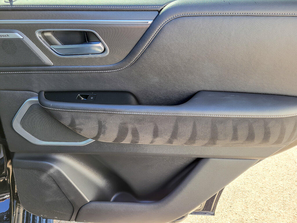 2025 INFINITI QX80