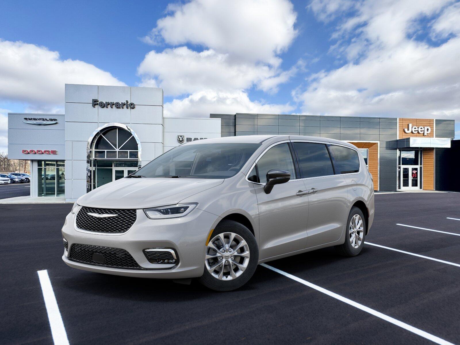 2026 Chrysler Pacifica Select AWD's photo