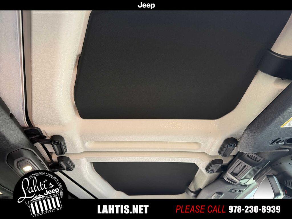 2026 Jeep Wrangler 2-Door Rubicon X - Photo 14